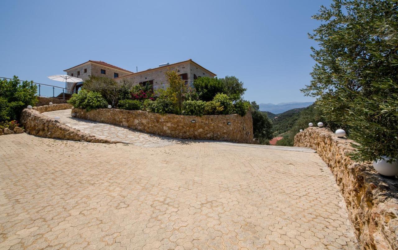 Villa Kourouni สตาโลส ภายนอก รูปภาพ