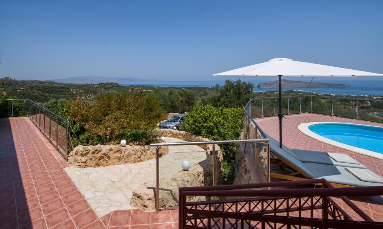 Villa Kourouni สตาโลส ภายนอก รูปภาพ