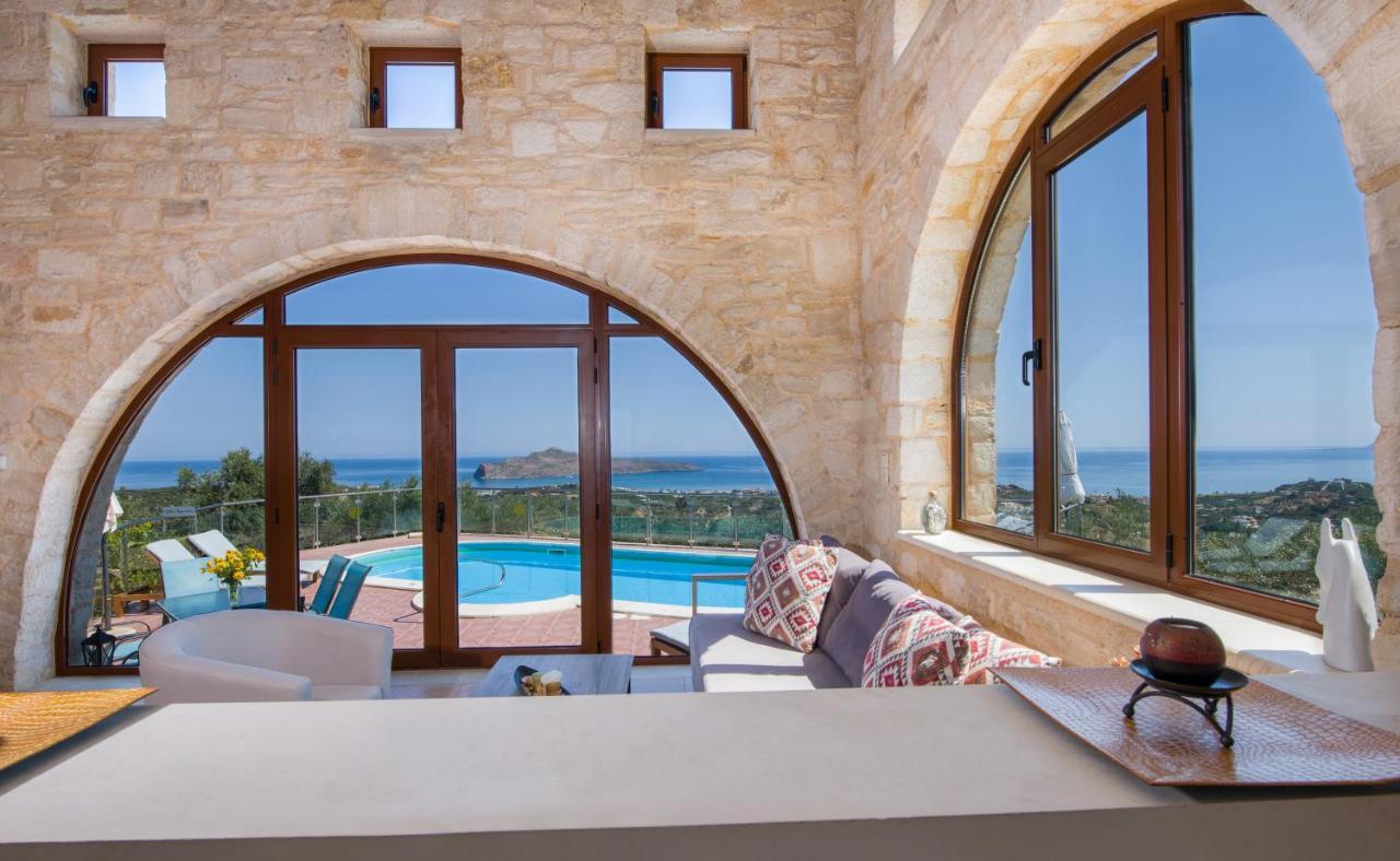 Villa Kourouni สตาโลส ภายนอก รูปภาพ