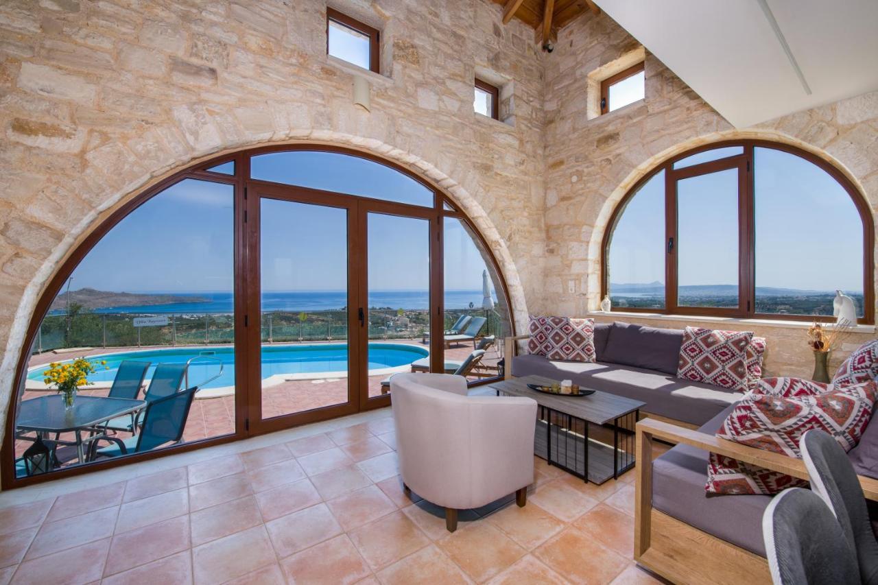 Villa Kourouni สตาโลส ภายนอก รูปภาพ